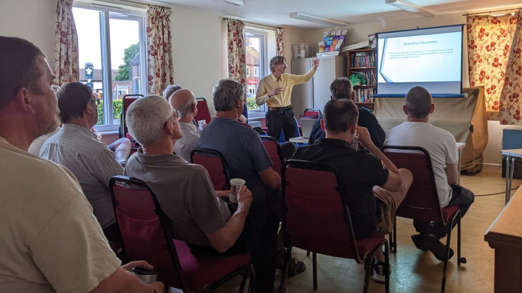 Neil G0SVN presenting to BARC on Digital Radio Mondiale